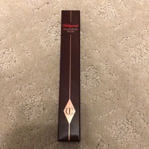 Charlotte tilbury complexion brush
